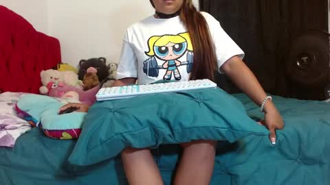 Snapshot of ariana_kittenn chatting on 04.02.26 Ariana online show from 04.02.26