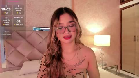 Snapshot of ariana_villada chatting on 03.01.26 Ari online show from 03.01.26