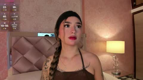 Snapshot of ariana_villada chatting on 03.07.26 Ari online show from 03.07.26