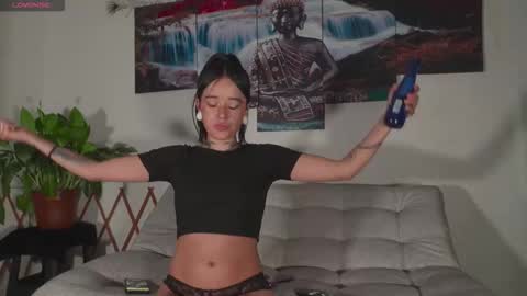 ariana_whitee online show from 02.05.26