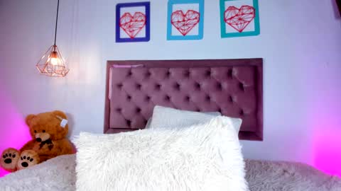 Snapshot of ariana_zc_ chatting on 03.05.25 Susan online show from 03.05.25