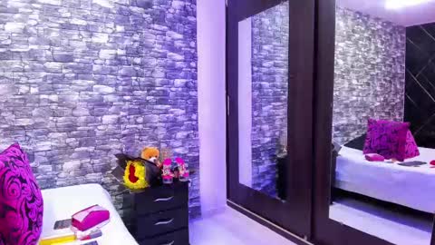 Snapshot of arianaablack chatting on 02.17.25 Ariana online show from 02.17.25