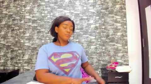 Snapshot of arianaablack chatting on 09.12.25 Ariana online show from 09.12.25