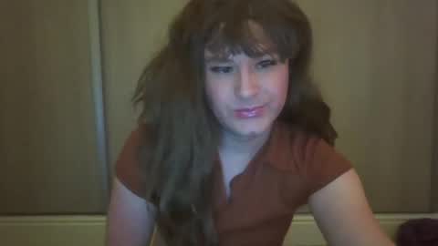 Snapshot of arianalopez98 chatting on 12.15.24 Ariana 3 online show from 12.15.24