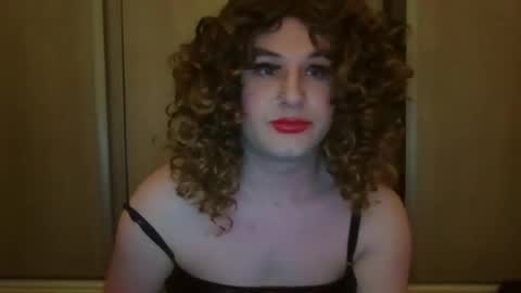 Snapshot of arianalopez98 chatting on 12.31.24 Ariana 3 online show from 12.31.24