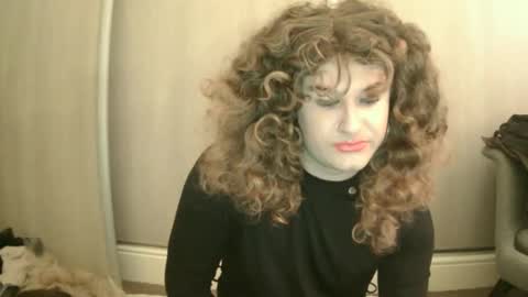 Snapshot of arianalopez98 chatting on 09.09.25 Ariana 3 online show from 09.09.25