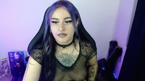 help me 100 hands up my OF is Free  online show from 05.12.26