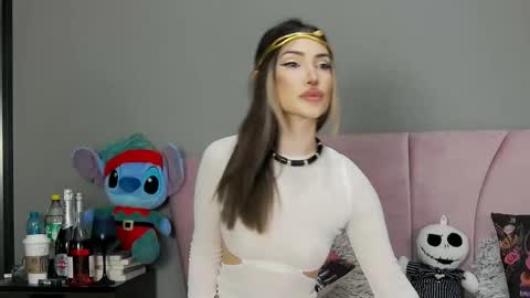 Snapshot of arianna_moonx chatting on 10.31.25 arianna_moonx online show from 10.31.25