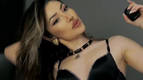 Snapshot of arianna_moonx chatting on 11.04.25 arianna_moonx online show from 11.04.25