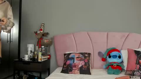 Snapshot of arianna_moonx chatting on 12.18.25 arianna_moonx online show from 12.18.25