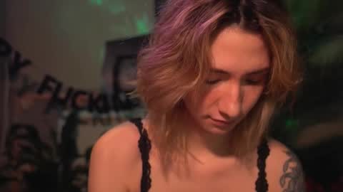 Snapshot of arianna_richi chatting on 11.07.25 Olivka online show from 11.07.25