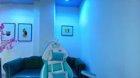 Snapshot of arianna_sweeet chatting on 10.01.25 arianna_sweeet online show from 10.01.25