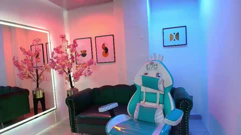 Snapshot of arianna_sweeet chatting on 10.02.25 arianna_sweeet online show from 10.02.25