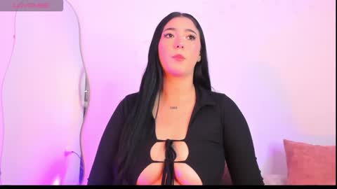 Snapshot of ariannadawson chatting on 10.15.25 Arianna Dawson online show from 10.15.25