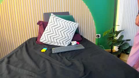 Arianna online show from 10.18.25