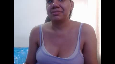 Snapshot of ariannaloovel chatting on 01.10.25 ariannaloovel online show from 01.10.25