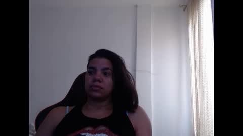 Snapshot of ariannaloovel chatting on 01.18.25 ariannaloovel online show from 01.18.25