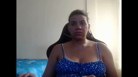 Snapshot of ariannaloovel chatting on 02.04.25 ariannaloovel online show from 02.04.25