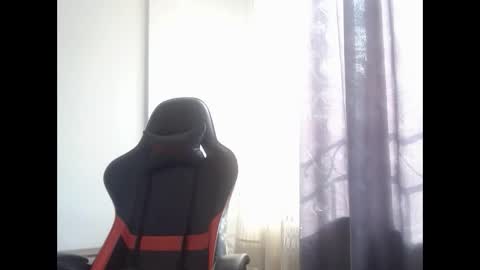 Snapshot of ariannaloovel chatting on 02.06.25 ariannaloovel online show from 02.06.25