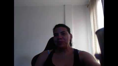 Snapshot of ariannaloovel chatting on 02.14.25 ariannaloovel online show from 02.14.25
