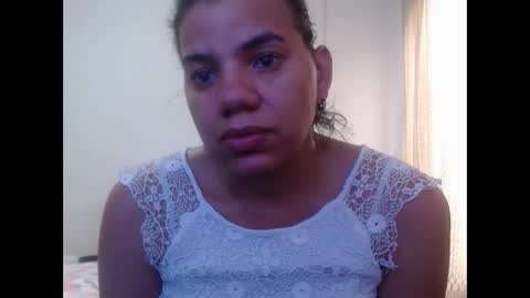 Snapshot of ariannaloovel chatting on 03.10.25 ariannaloovel online show from 03.10.25