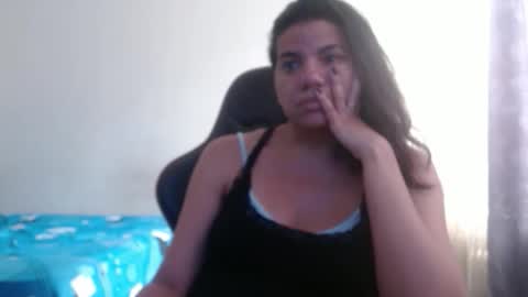 Snapshot of ariannaloovel chatting on 09.18.25 ariannaloovel online show from 09.18.25