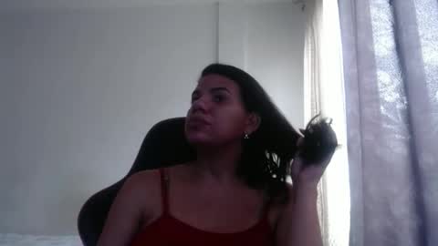 Snapshot of ariannaloovel chatting on 11.26.25 ariannaloovel online show from 11.26.25