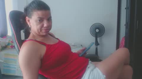 ariannaloovel online show from 04.29.26