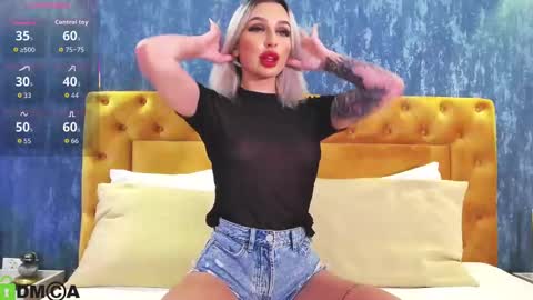 Arianna online show from 10.15.25