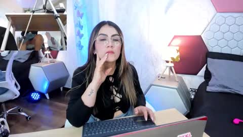aria online show from 05.23.26