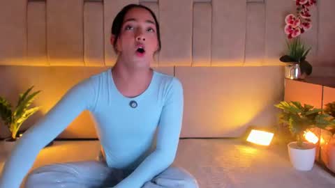 Welcome to Ari room online show from 07.24.26