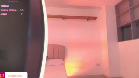  Ari Just Ari online show from 10.23.25