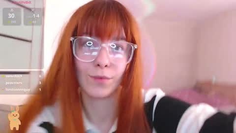 Snapshot of ariel_donovan chatting on 11.19.25 Ariel Donovan online show from 11.19.25