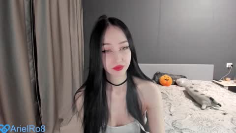 Ariel online show from 11.28.25