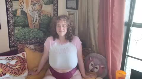 Arielle Ari online show from 03.13.26