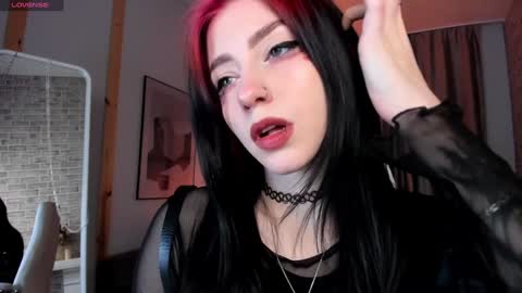 Ariel online show from 12.27.24