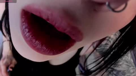 Ariel online show from 02.28.25