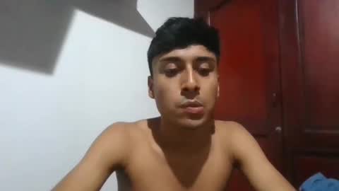 arielaritz online show from 10.15.25