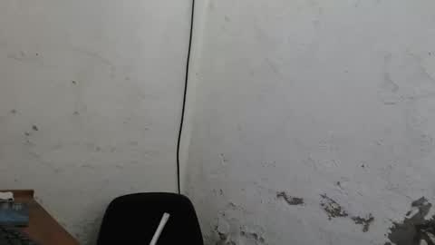 Snapshot of arield85 chatting on 01.22.25 Ariel online show from 01.22.25