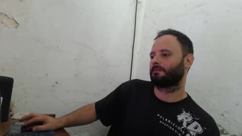 Snapshot of arield85 chatting on 01.28.25 Ariel online show from 01.28.25