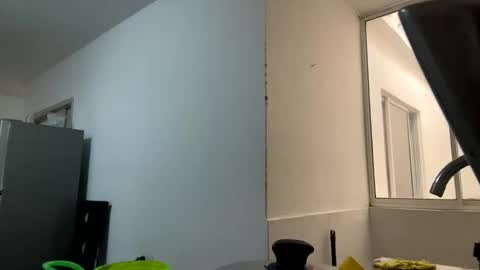 aries_plays online show from 11.15.25