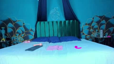 Ari online show from 02.22.25