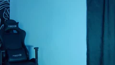 Ari online show from 02.25.25