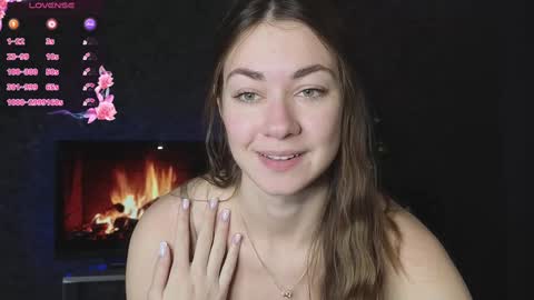 Snapshot of ariiadnaaa chatting on 12.21.24 Ariadna online show from 12.21.24