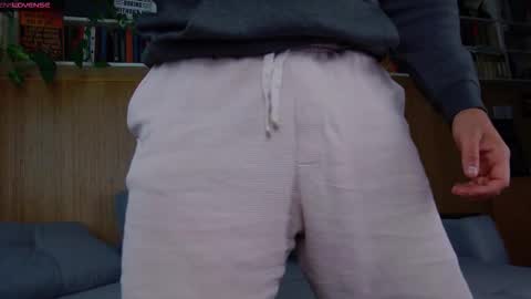 Snapshot of arilass chatting on 09.26.25 A n g e l f r o m H e l l online show from 09.26.25