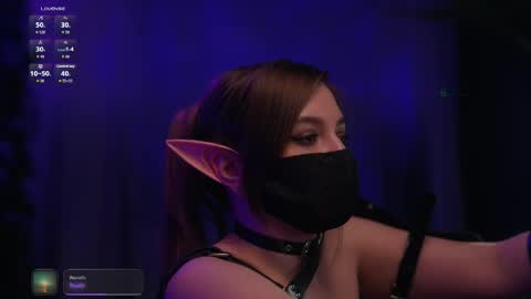 Arina online show from 10.31.25