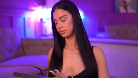 Arina online show from 09.18.25