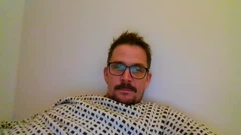 Snapshot of ariparikrigsmann chatting on 12.24.24 ariparikrigsmann online show from 12.24.24