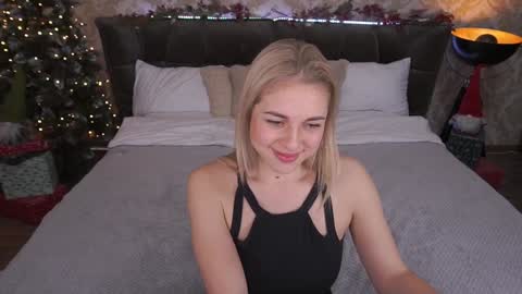 Snapshot of arishkalulu chatting on 12.31.24 Arishka online show from 12.31.24