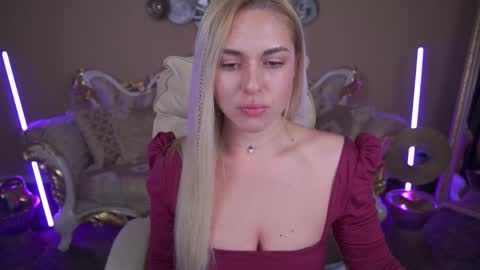 Snapshot of arishkalulu chatting on 12.04.25 Arishka online show from 12.04.25